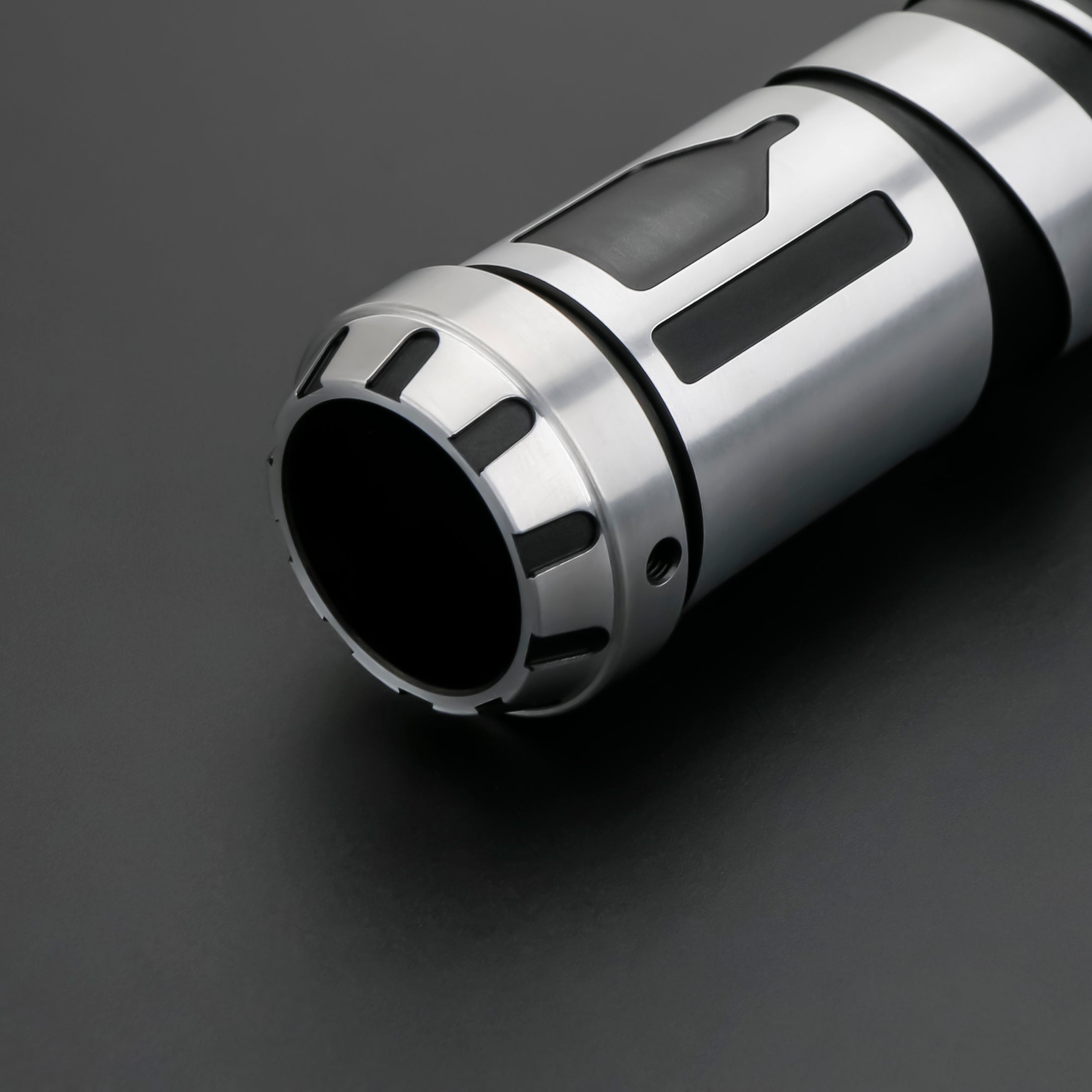 Beskar Echo saber