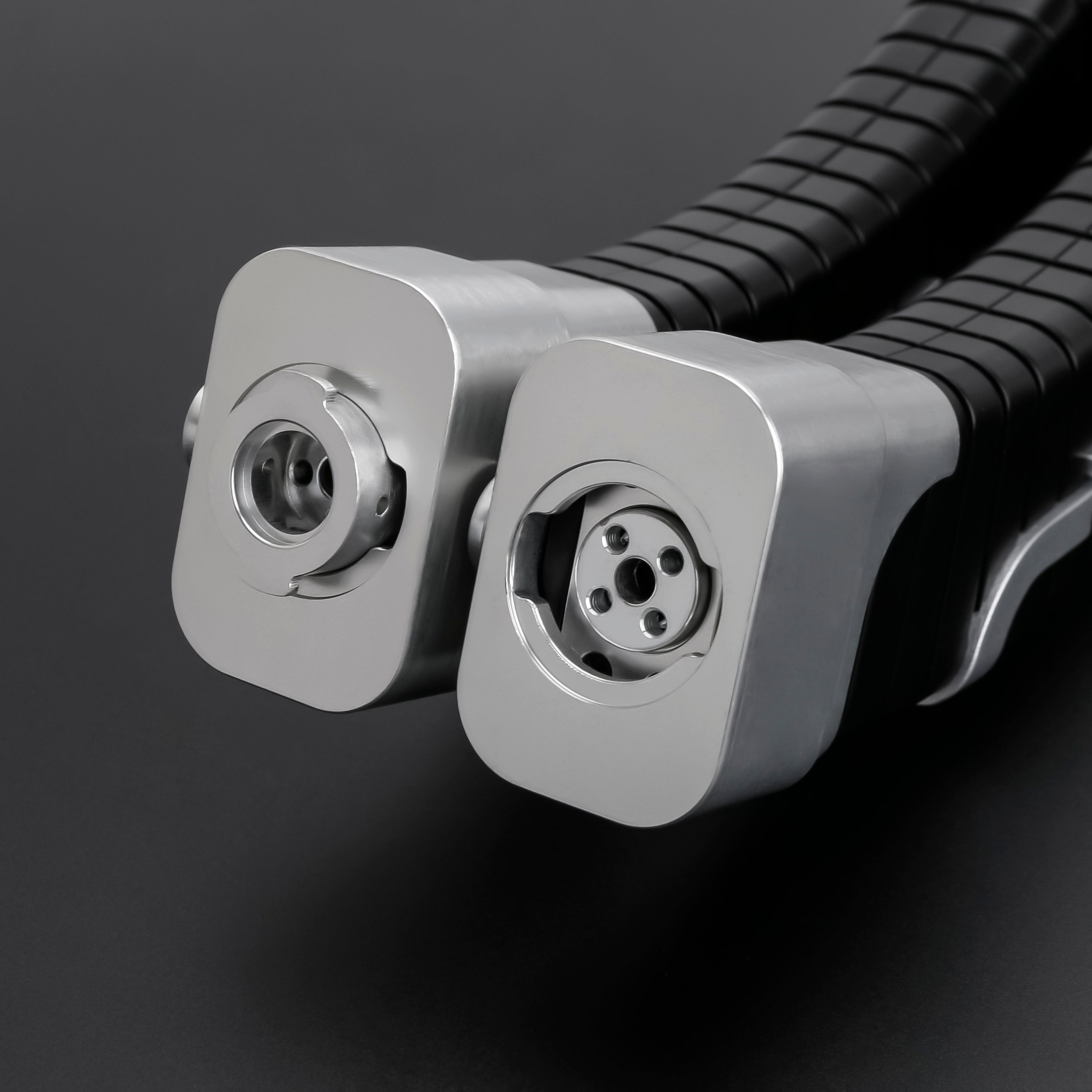 Fugitive Ventress lightsaber details