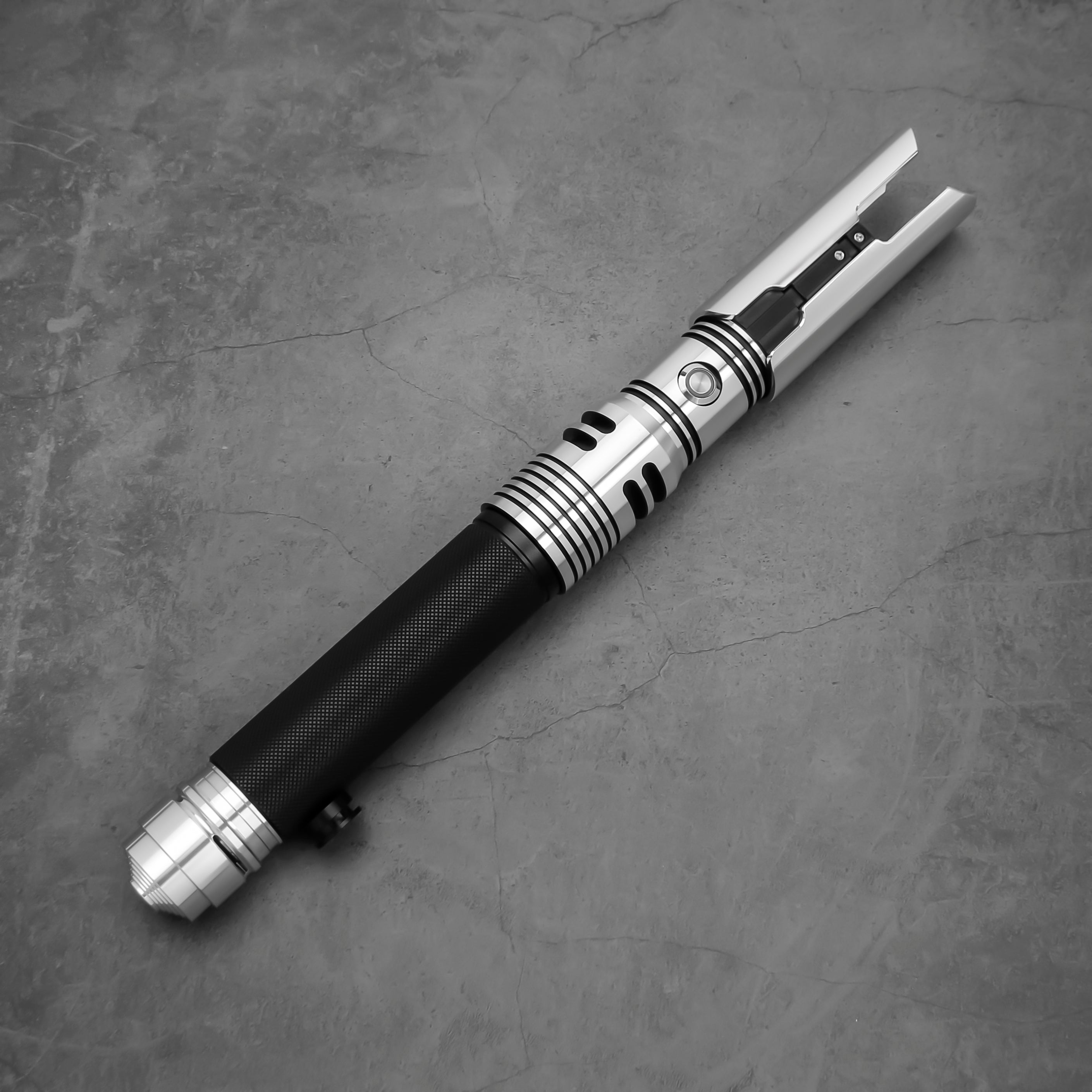 Kestis SE saber hilt