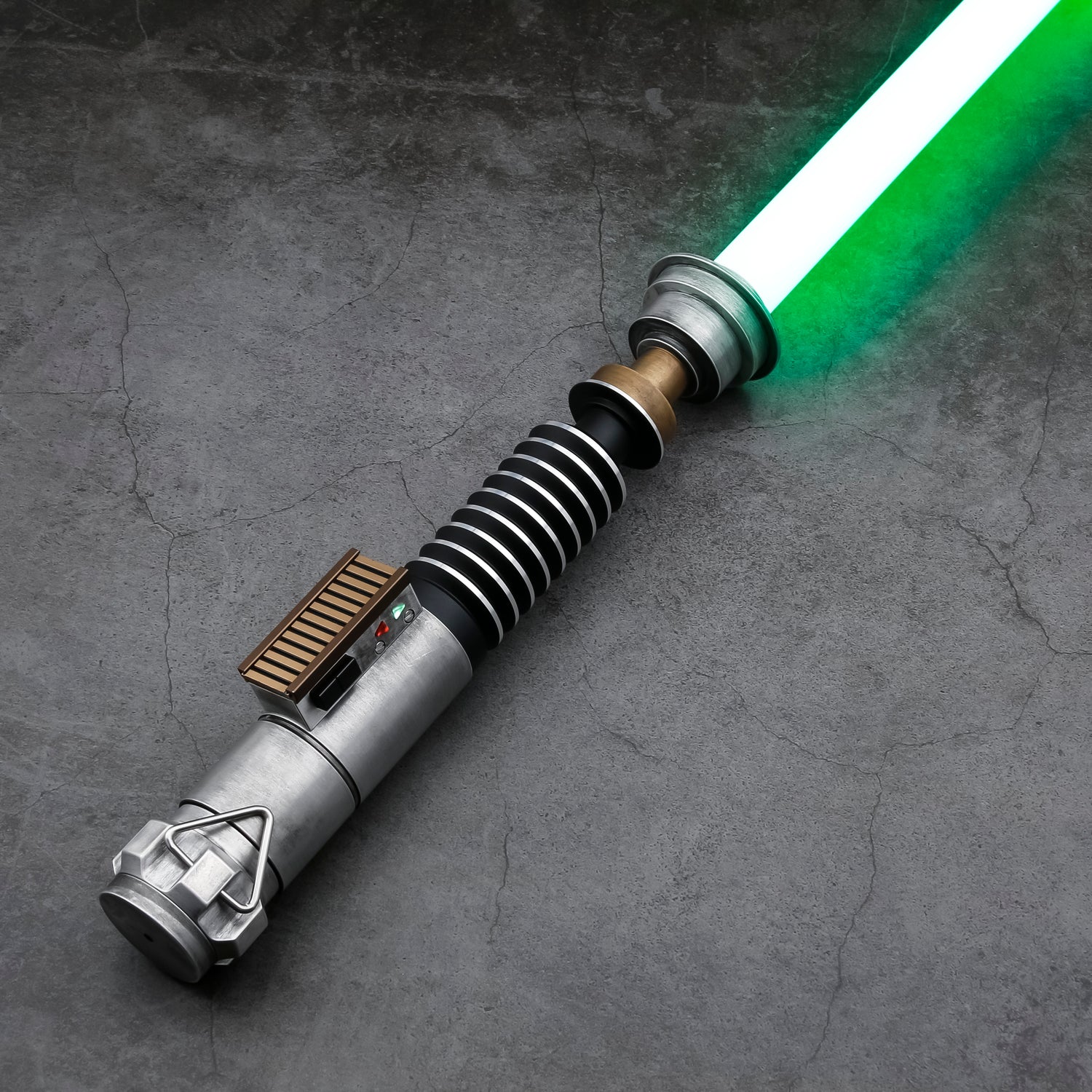 Luke weathered lightsaber