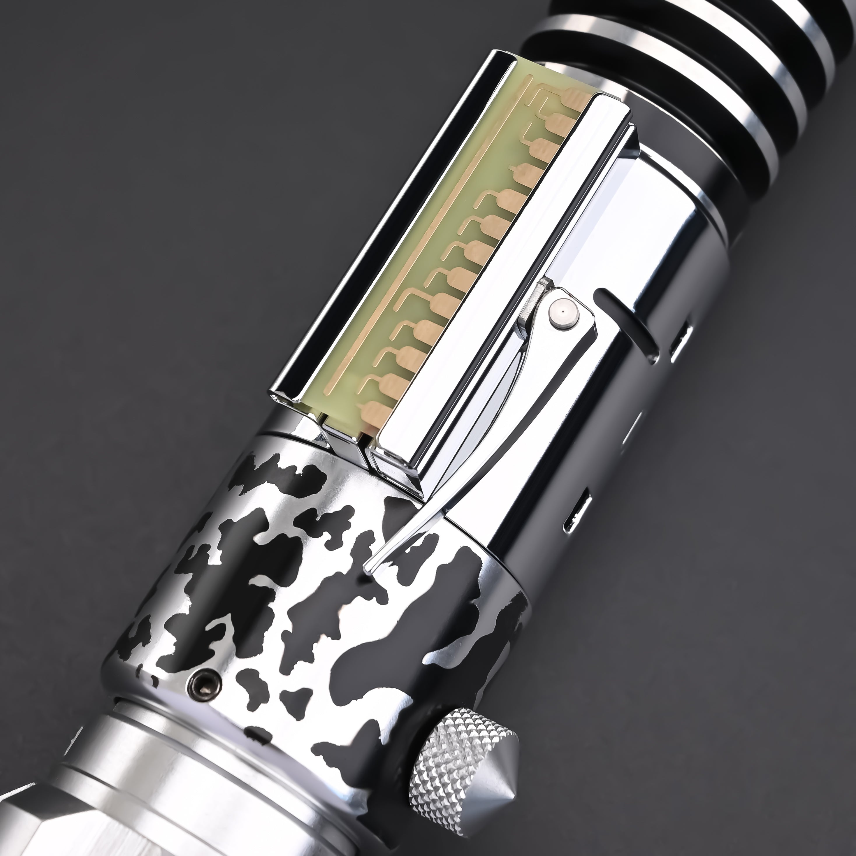Luke V2 Lightsaber Hilt Details