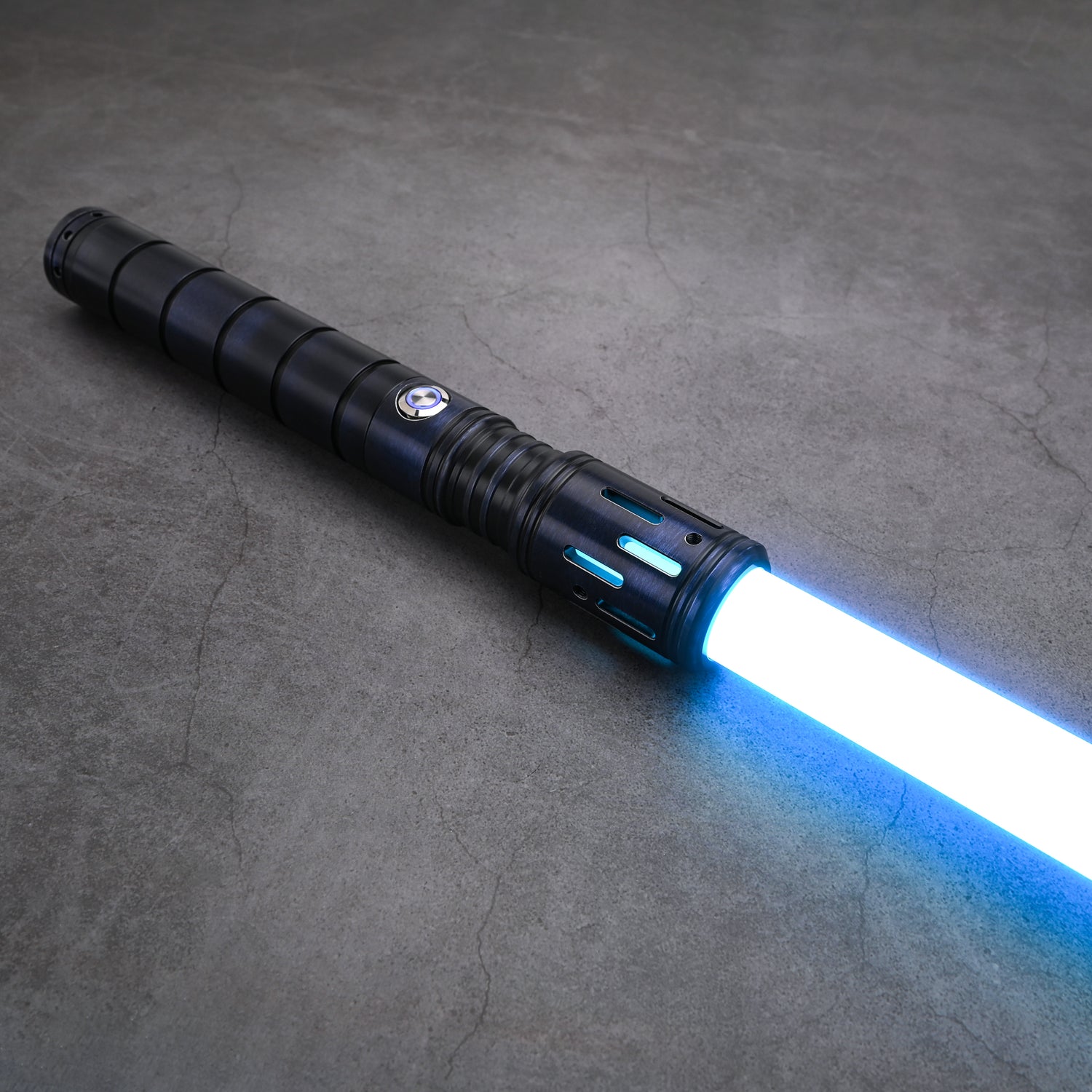 Nomad Edge saber