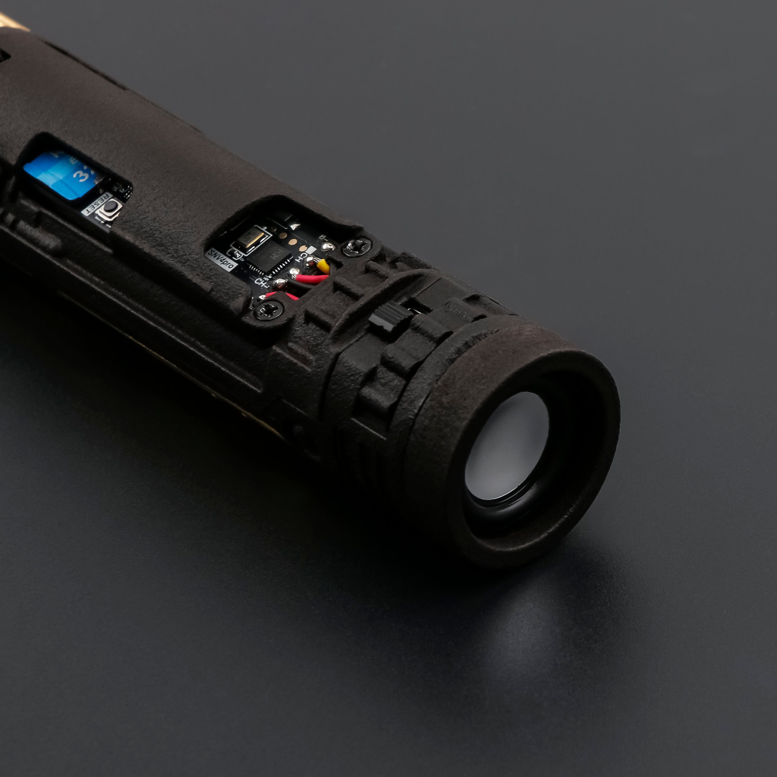 Lightsaber crystal core