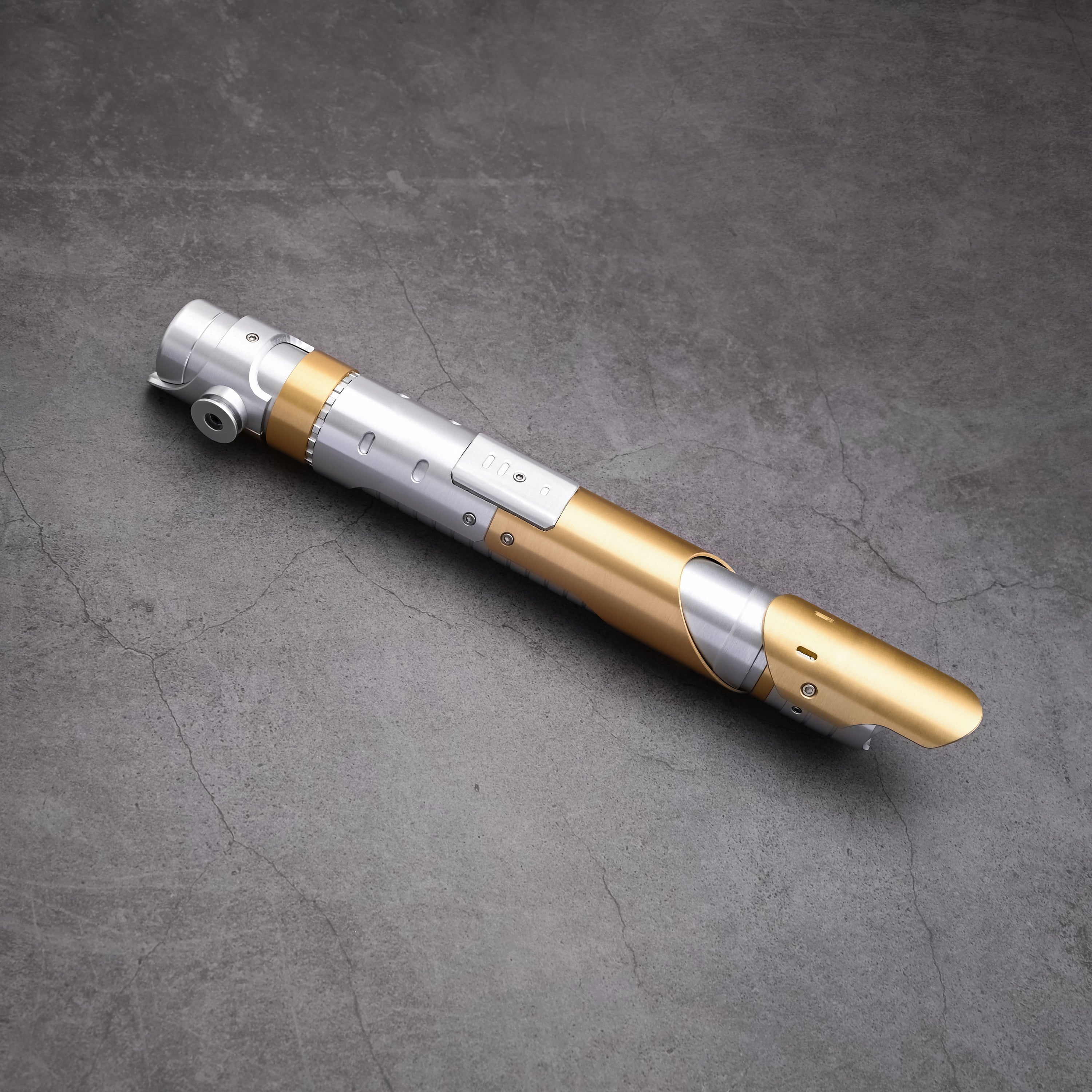 Skeleton Crew lightsaber hundle