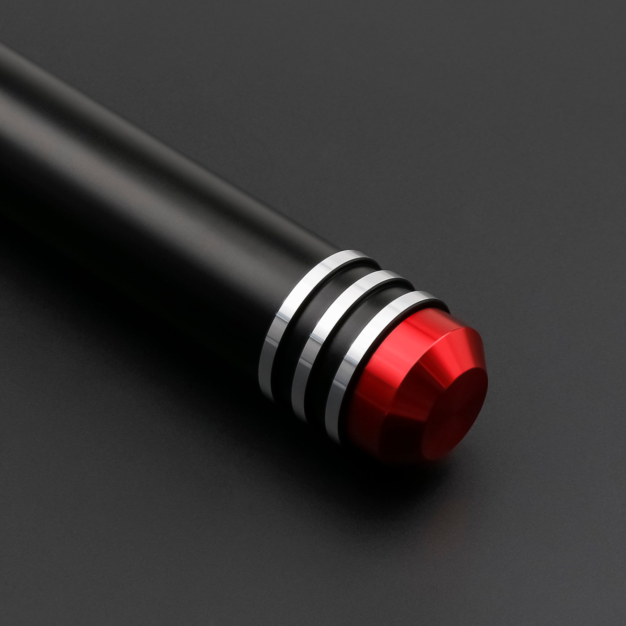 旧共和国』のシス・アコライト ライトセーバー – SUPERNEOX®