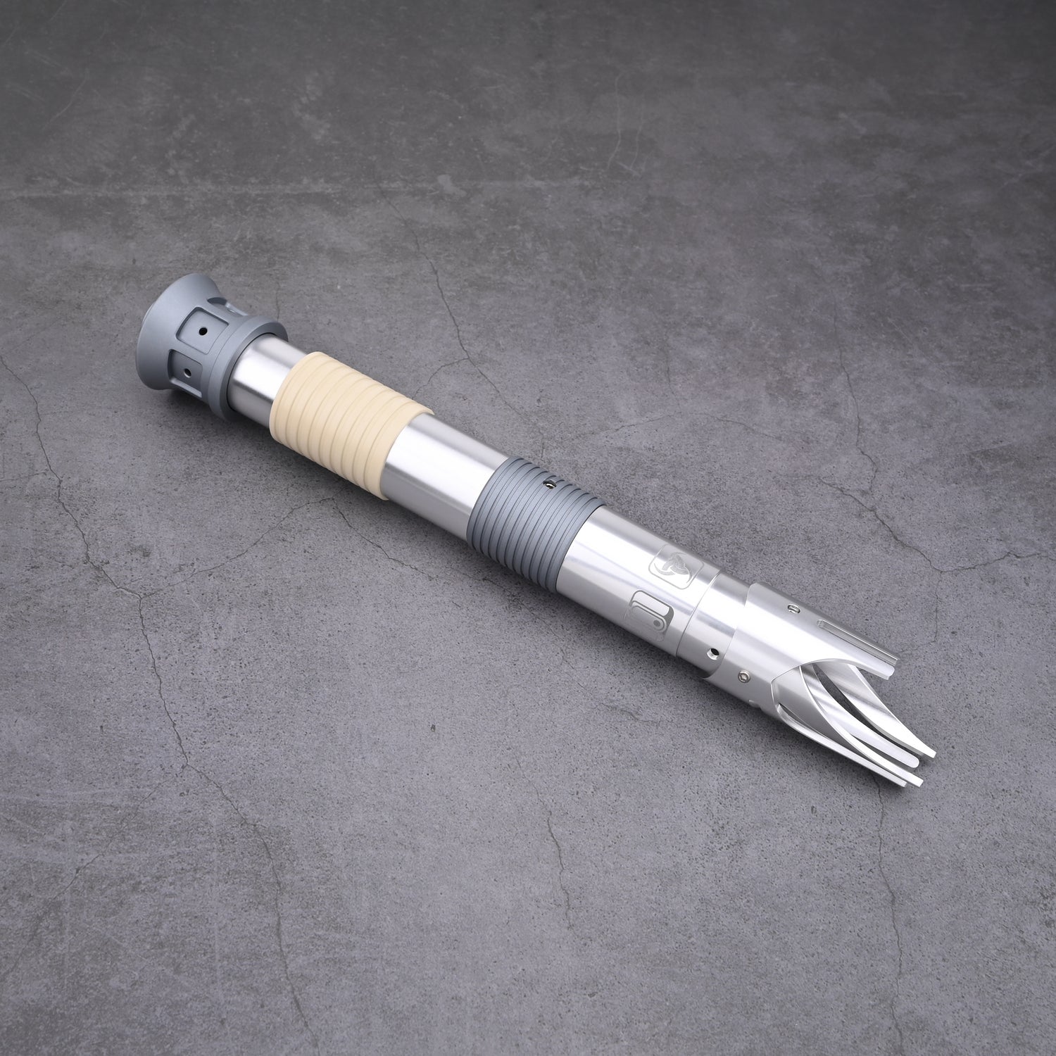 Nomad Edge saber