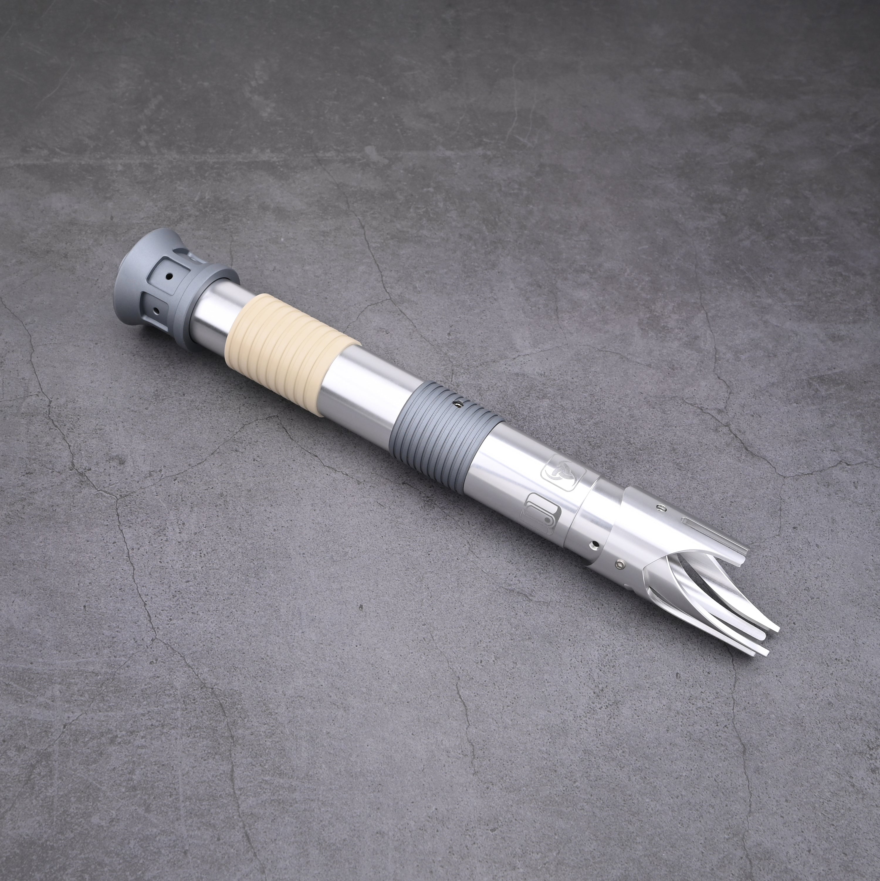 Nomad Edge saber