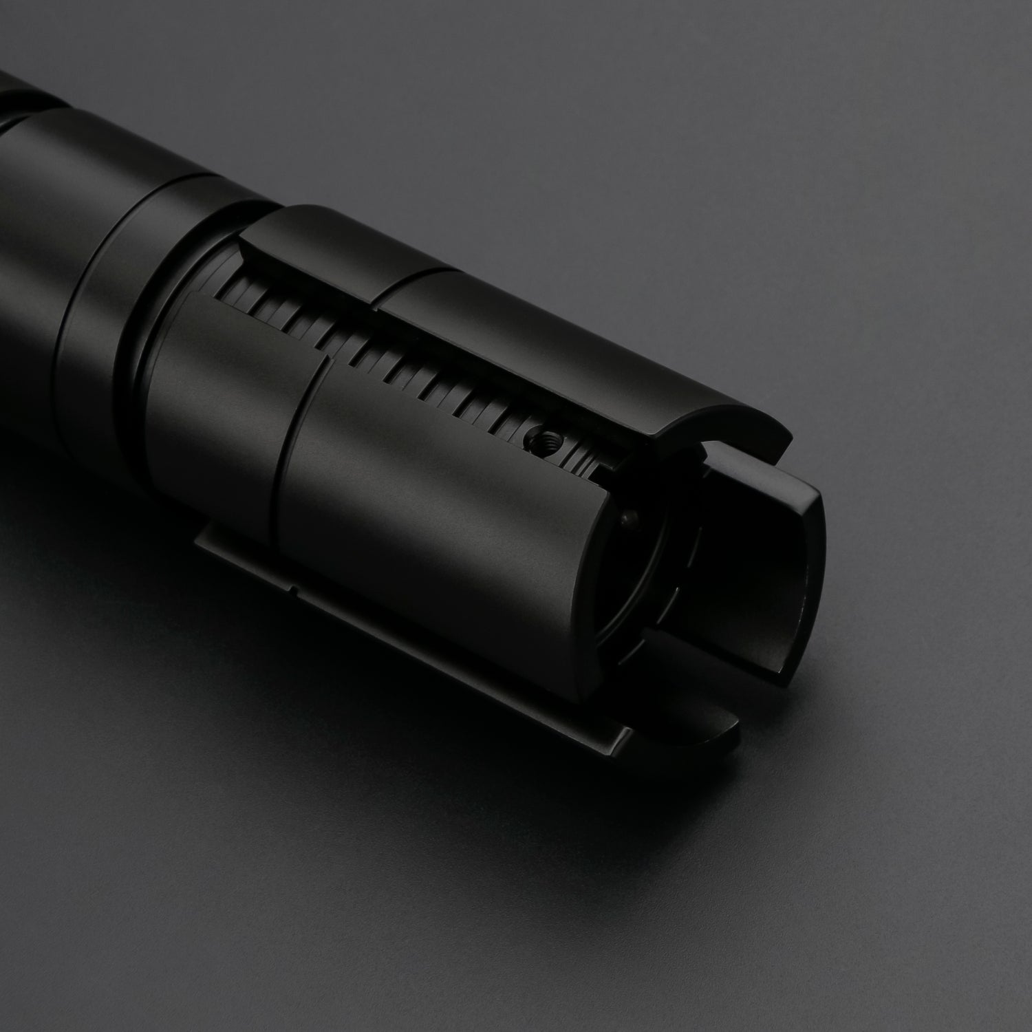 Partial view of Qimir SE lightsaber