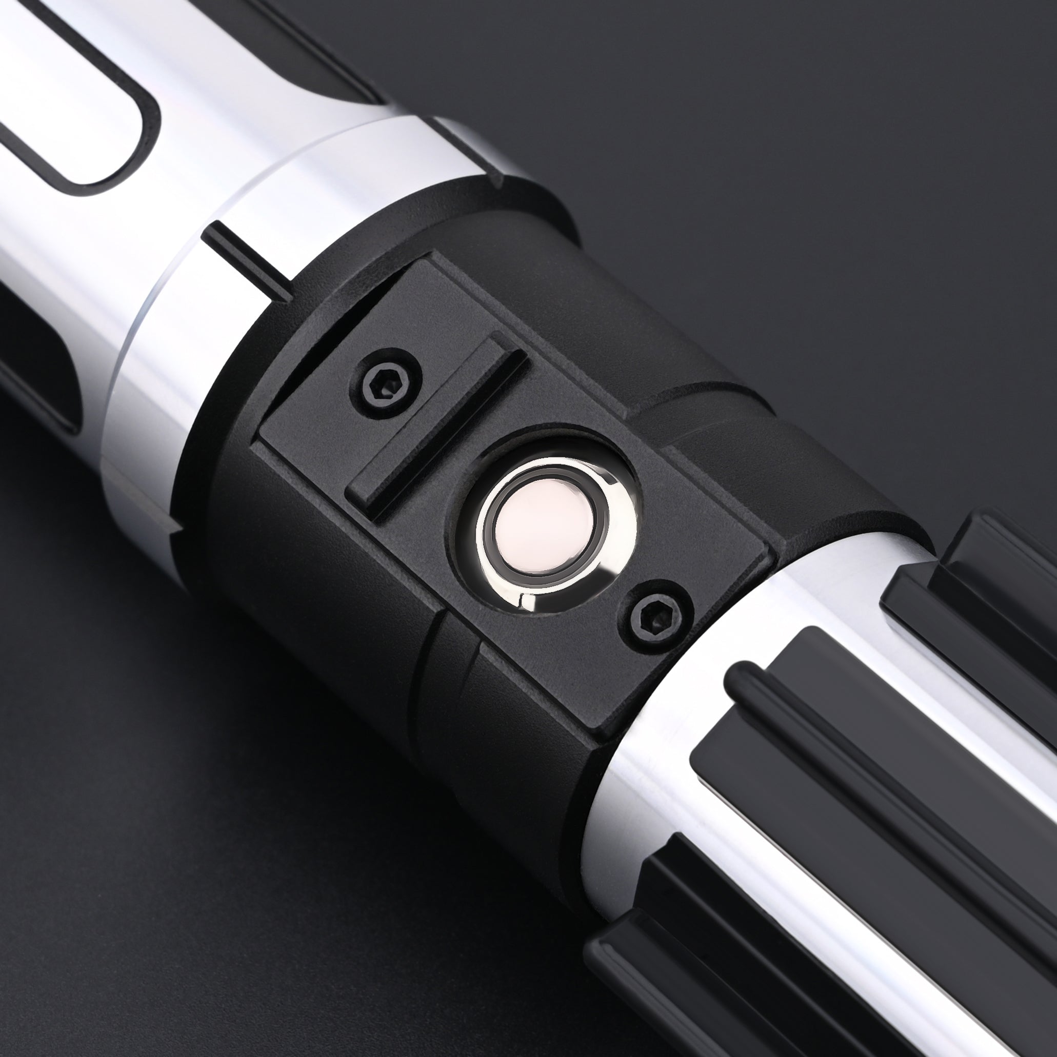 Reaver Saber Details