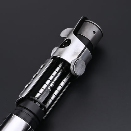 SK1 Weathered Lightsaber handle Details