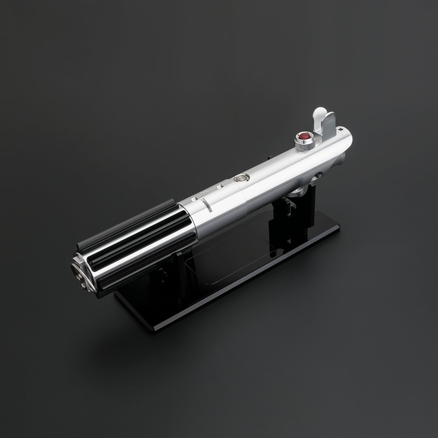 Skywalker SE lightsaber on thes display stand