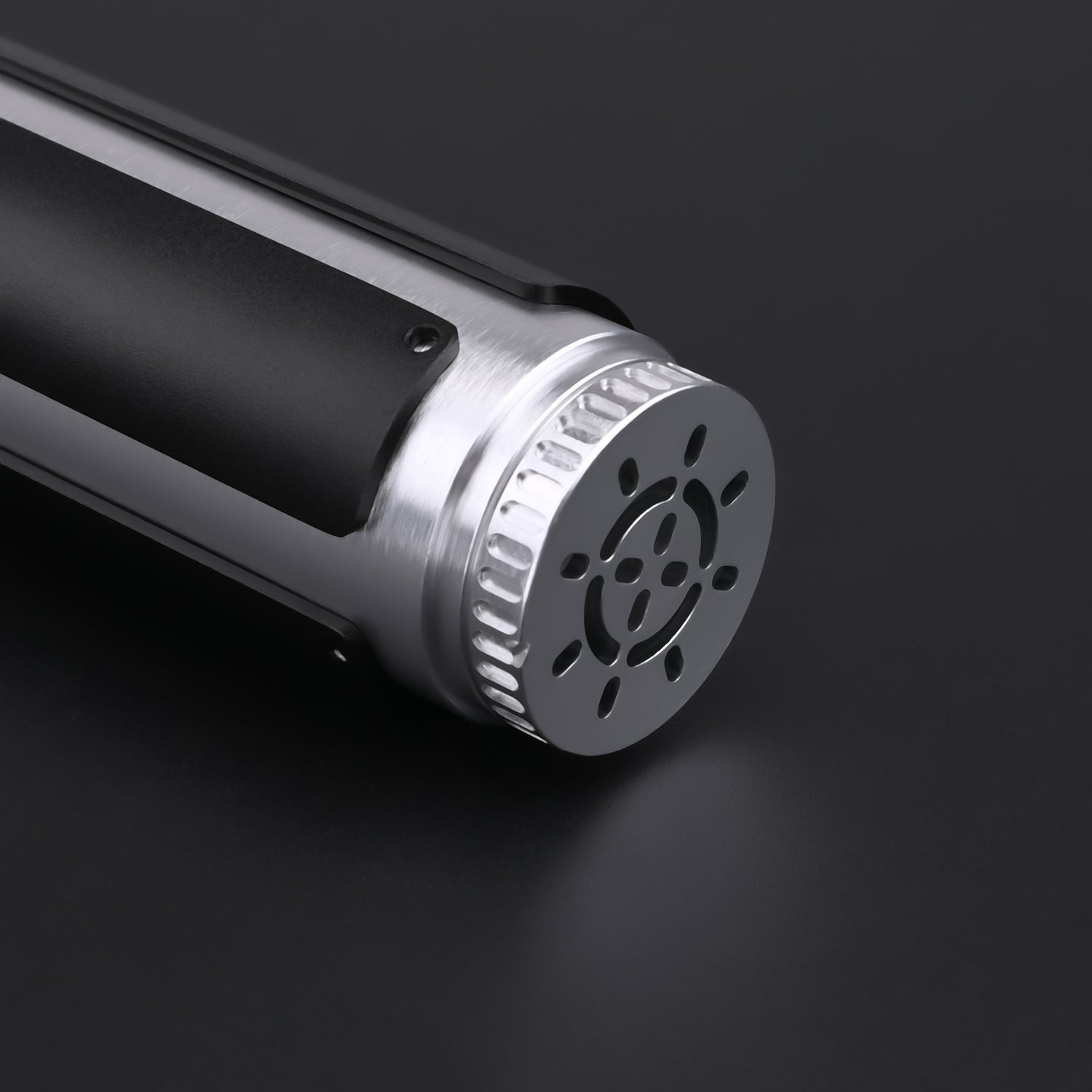 Yoda SE Lightsaber Hilt Details