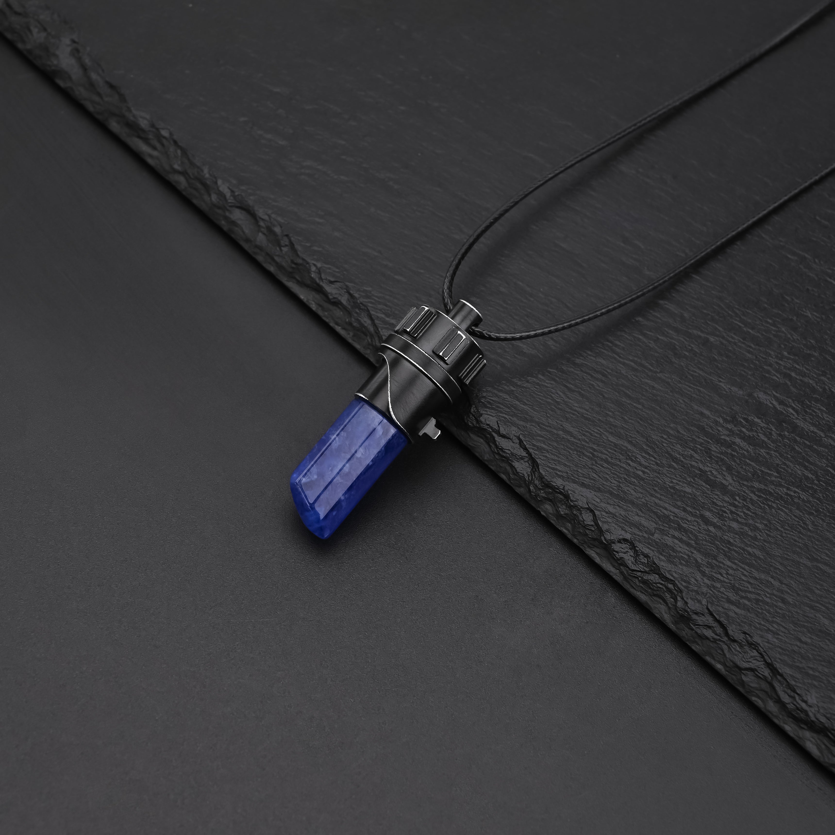 Aankin Kyber Crystal Necklace