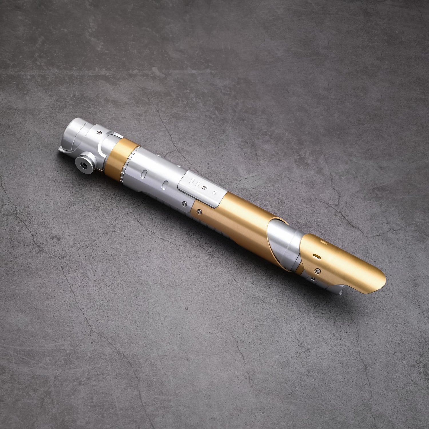 Skeleton Crew lightsaber hundle
